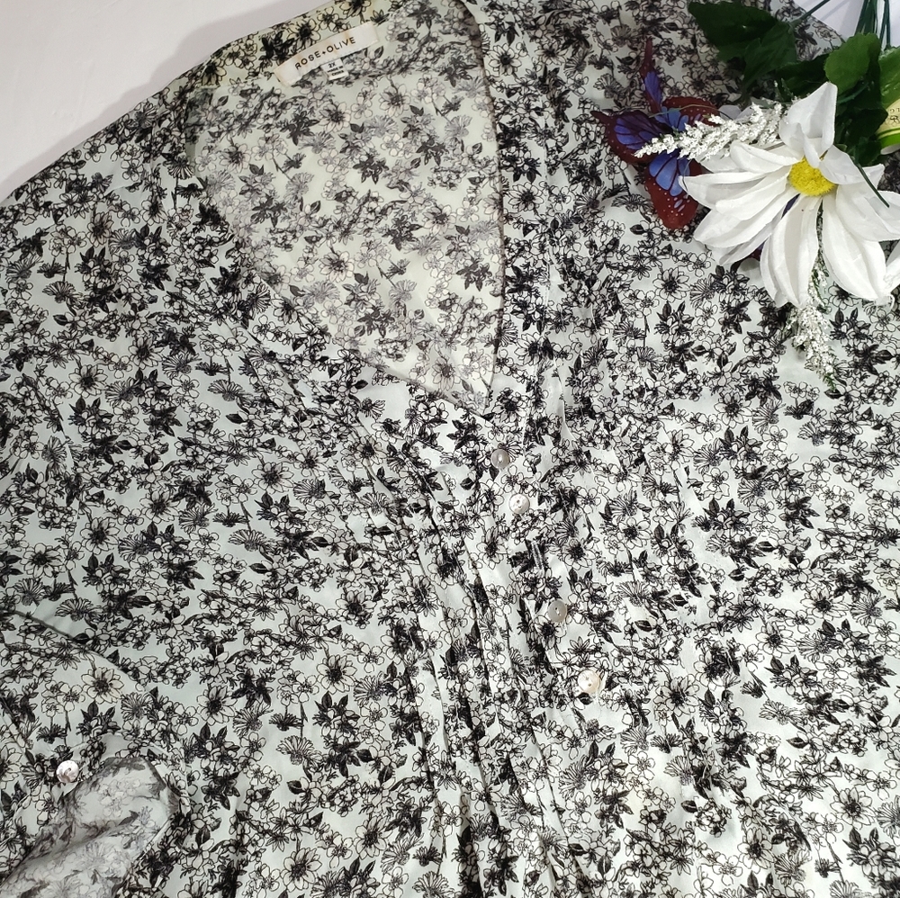 Rose + Olive 3/4 Sleeve Henley V-Neck Print Tunic Top Blouse Shirt Size 2X EUC